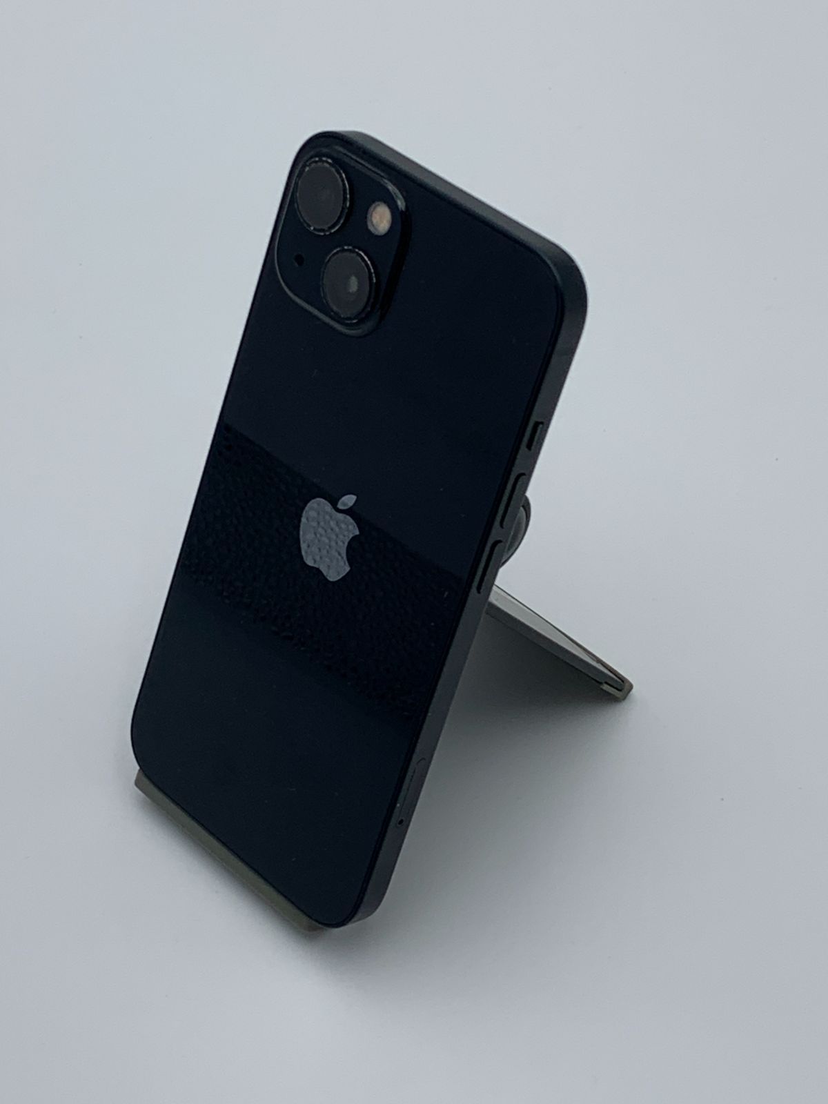 中古・バッテリー劣化・フレームキズ有】iPhone 13 128GB ミッドナイト