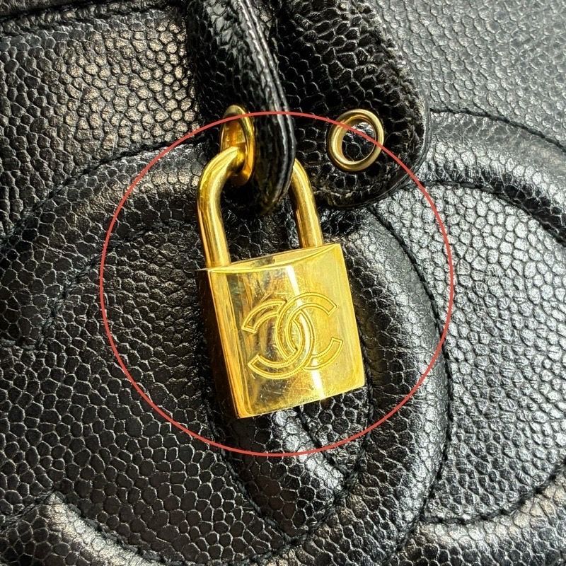 CHANEL シャネル 中古品 USED-B A06329 ココマーク キャビアスキン