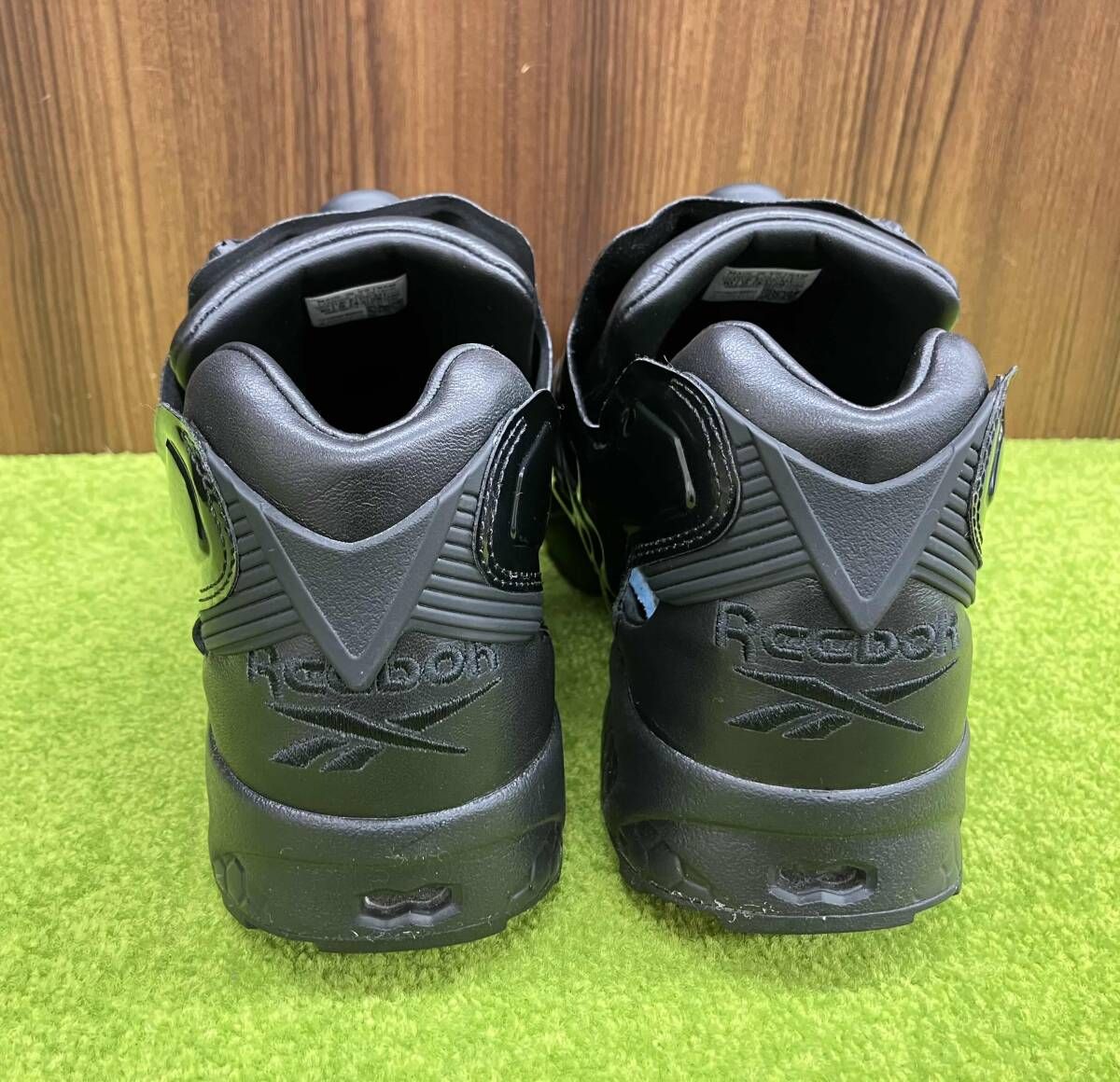 Reebok リーボック Needlesコラボ インスタポンプフューリー 94 