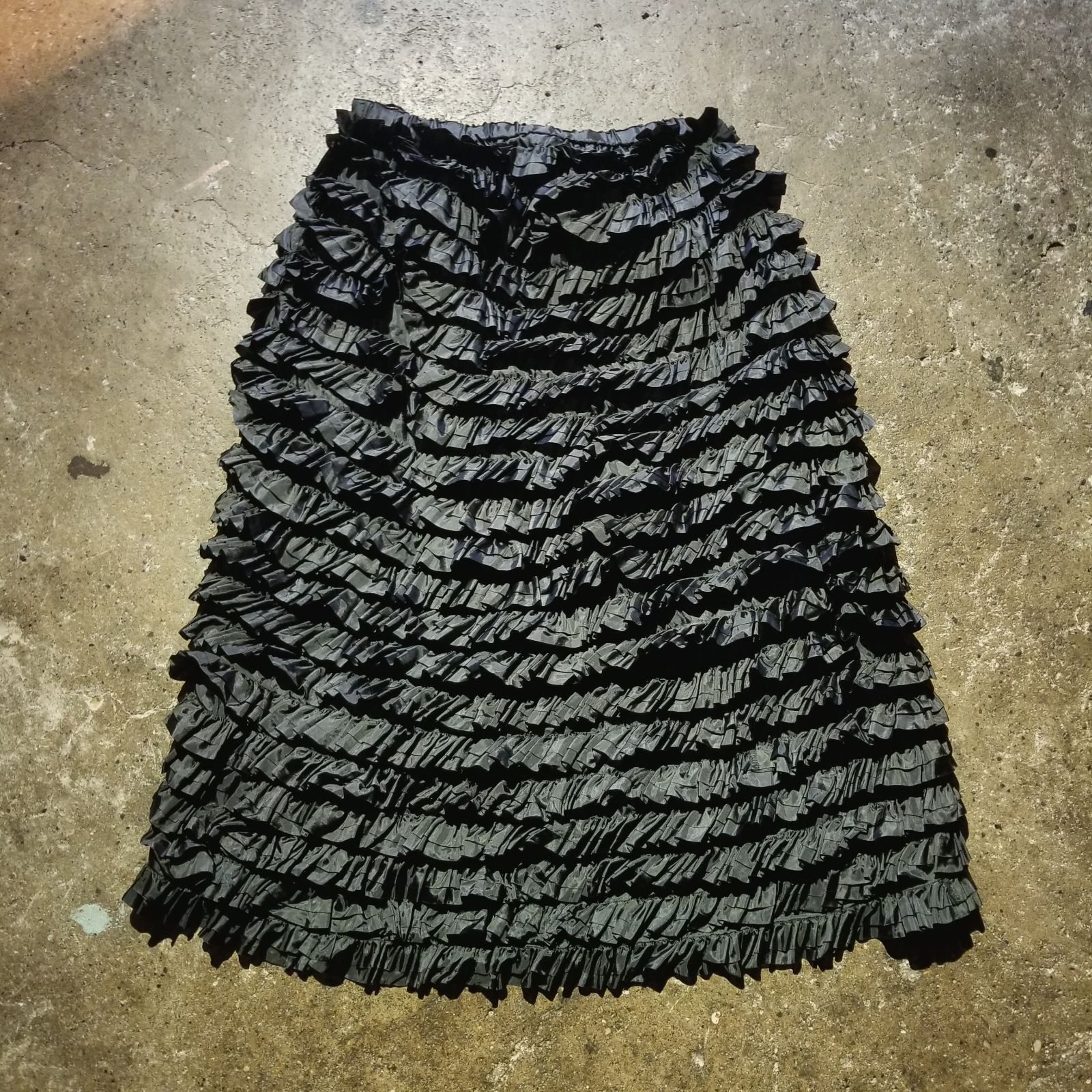 AD2021 22SS エステルフリルスカート 黒 COMME des GARCONS COMME des GARCONS 22ss エステル ティアードフリル