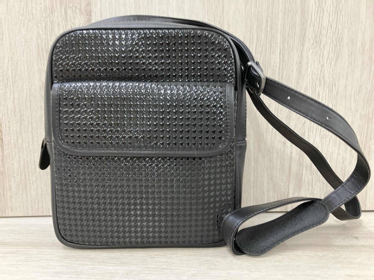 レディース 印傳屋 INDEN-YA ショルダーバッグ ブラック千鳥柄
