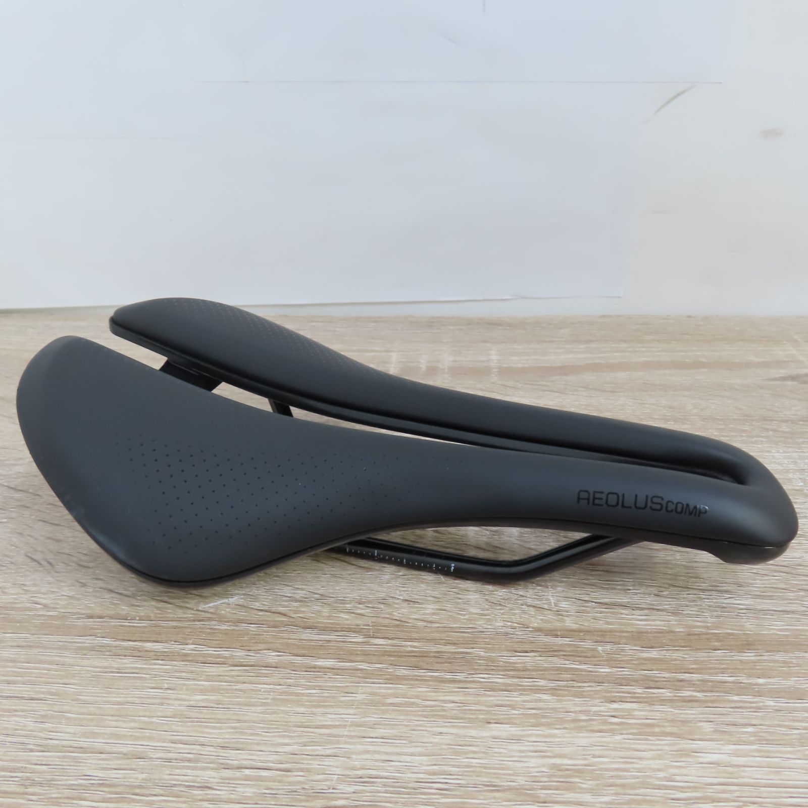 ボントレガー BONTRAGER サドル AEOLUS COMP 145mm ブラック - メルカリ