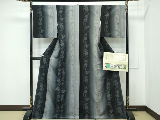 平和屋着物●上質な紬　葡萄蔦の葉文　さが美扱い　正絹　逸品　DAAS2005tw