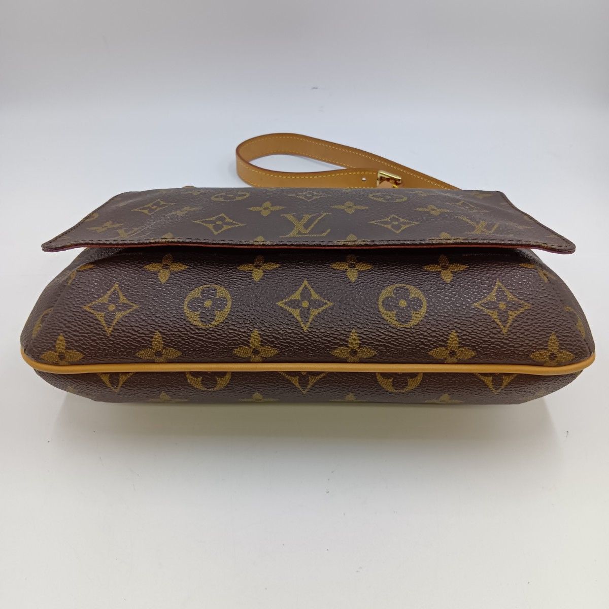 LOUIS VUITTON ルイヴィトン モノグラム ミュゼット・タンゴ 