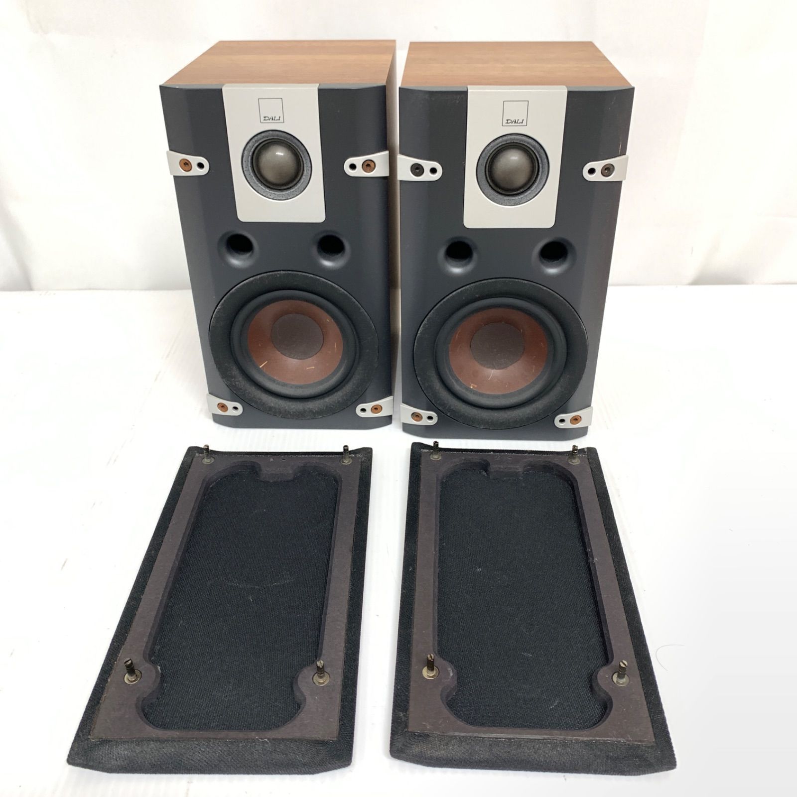 中古】LEKTOR1 DALI 小型ブックシェルフ型スピーカー M80318-8 - メルカリ