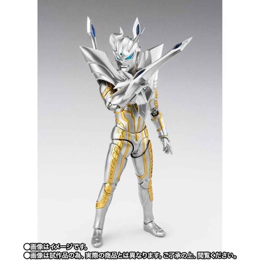 新品】S.H.Figuarts ウルティメイトシャイニングウルトラマンゼロ