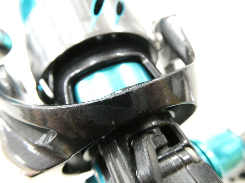 ダイワ 24エメラルダス X LT2500-XH-DH (02-9203120021) 【公式通販】