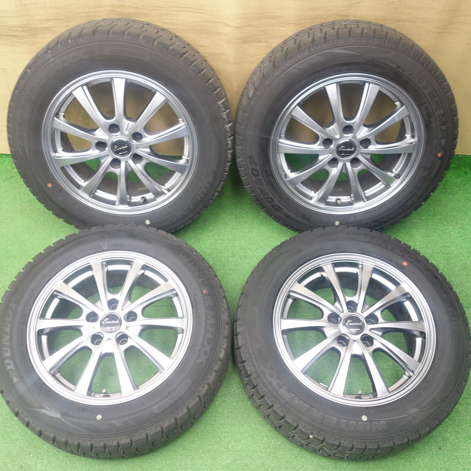 バリ溝！23年！9.5分☆スタッドレス 205/60R16 ダンロップ ウインター 