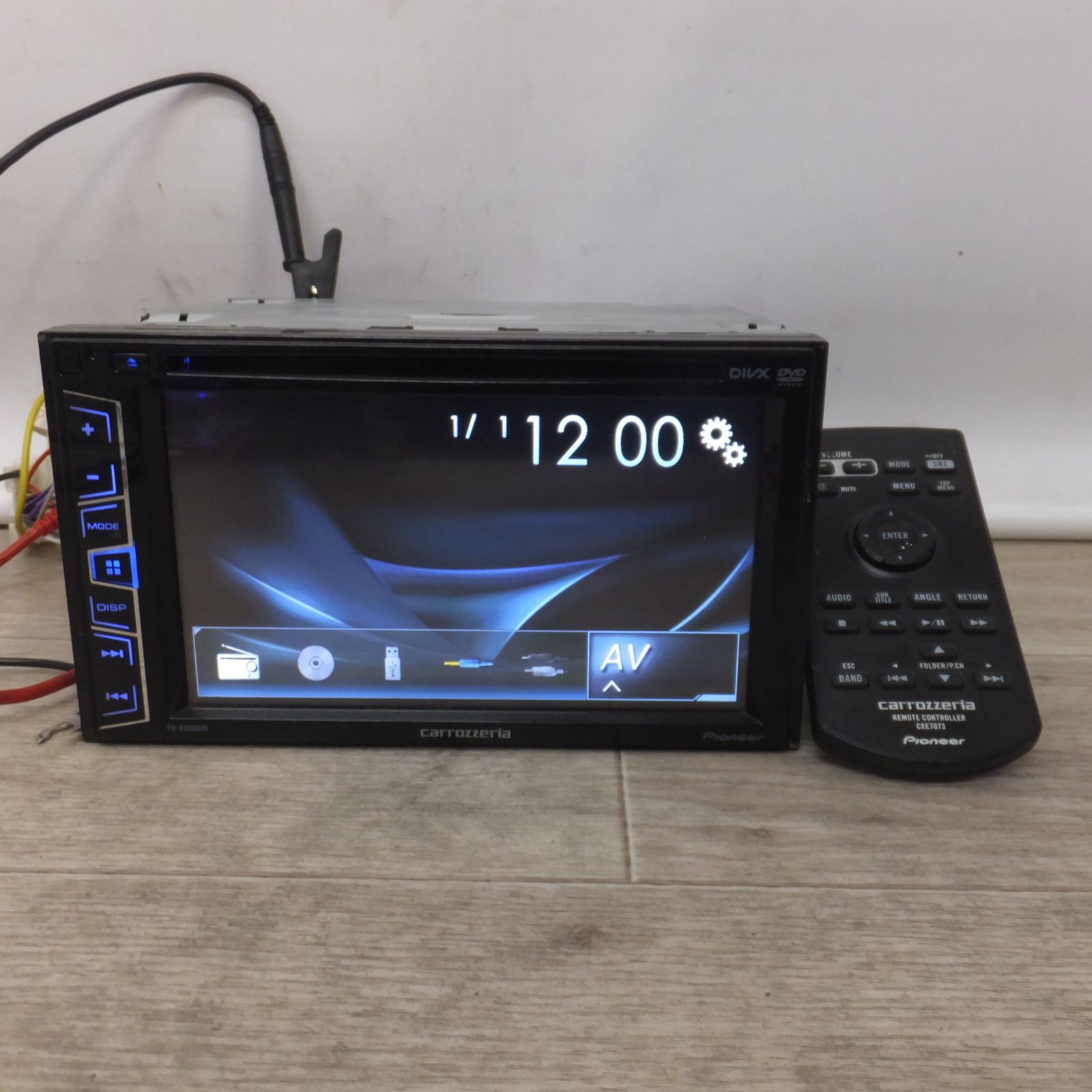 送料無料] ☆カロッツェリア carrozzeria ディスプレイオーディオ AV 