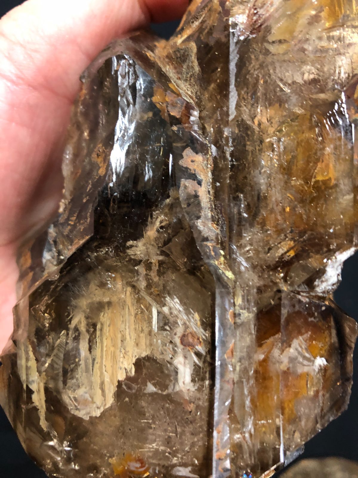 ジャカレー水晶原石BOX|Gverrnador Valadares産