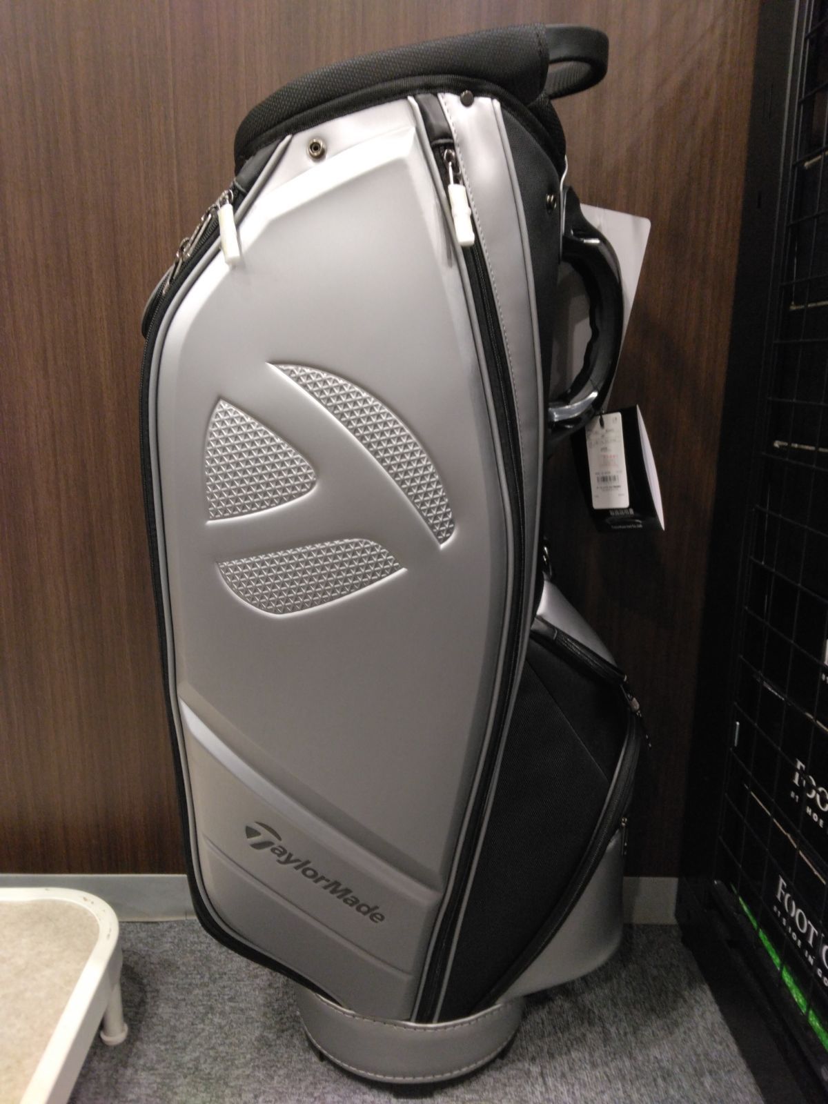Cb【新品未使用】テーラーメイド TAYLORMADE フューチュラックス