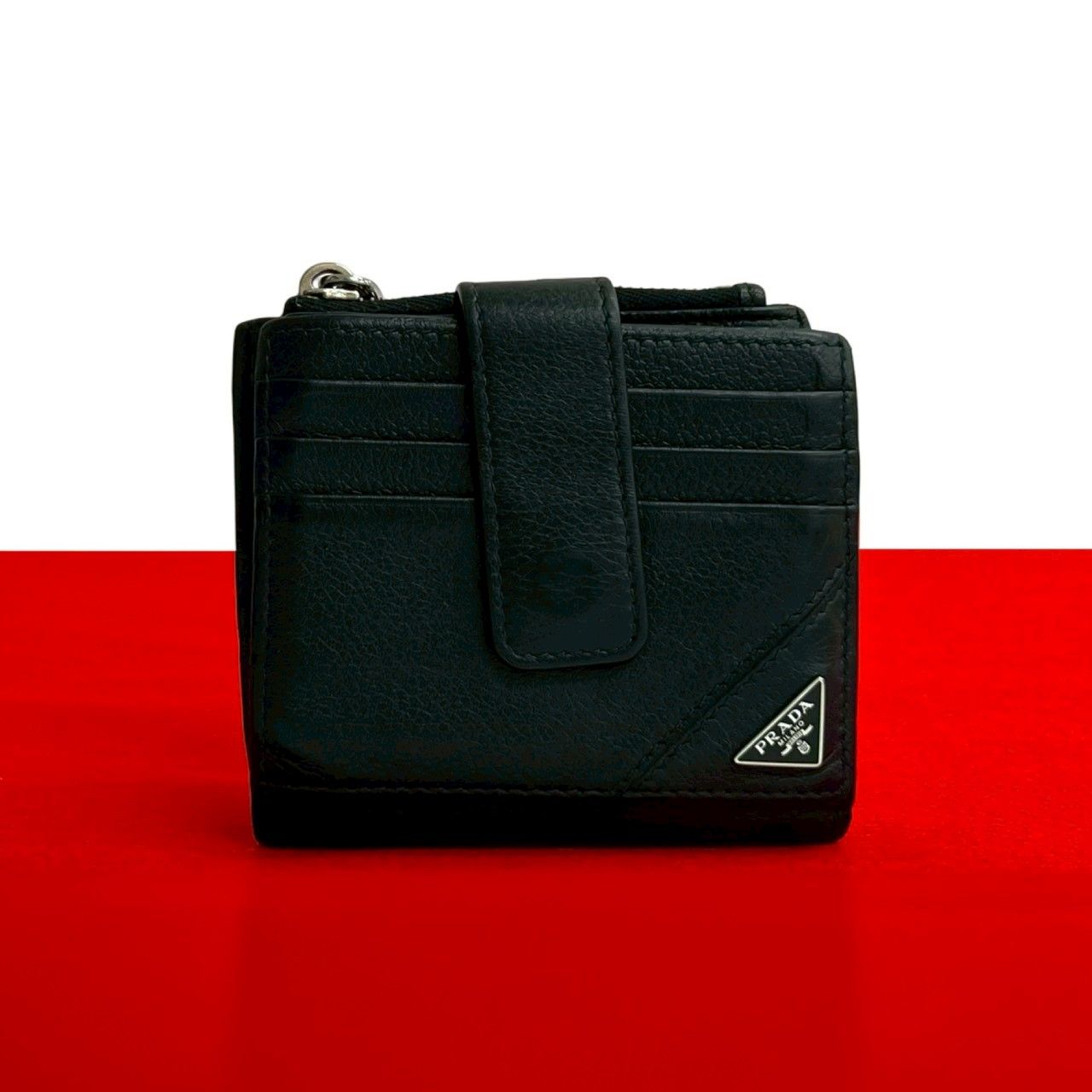 極 美品 PRADA プラダ 三角ロゴ 金具 レザー 本革 二つ折り 財布 ミニ