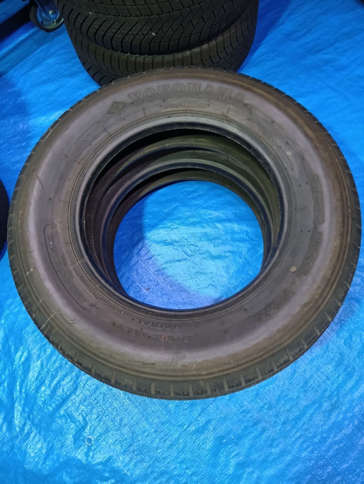 トラック用タイヤ 205/80R17.5LT 120/118L ヨコハマタイヤ SUPER STEEL 