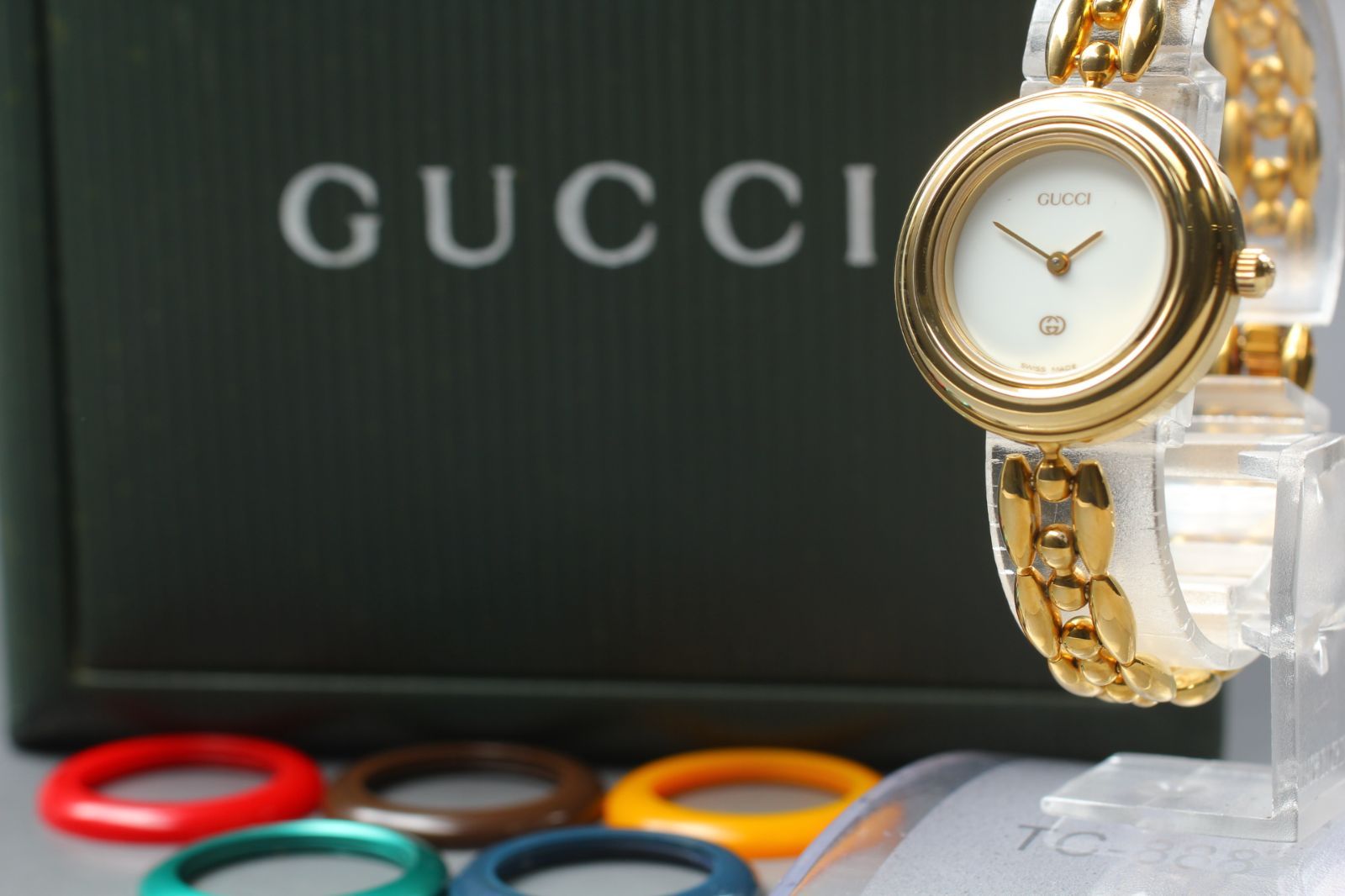 GUCCI 11/12.2 チェンジベゼル 6色 レディース ゴールド 不動 箱付 要 