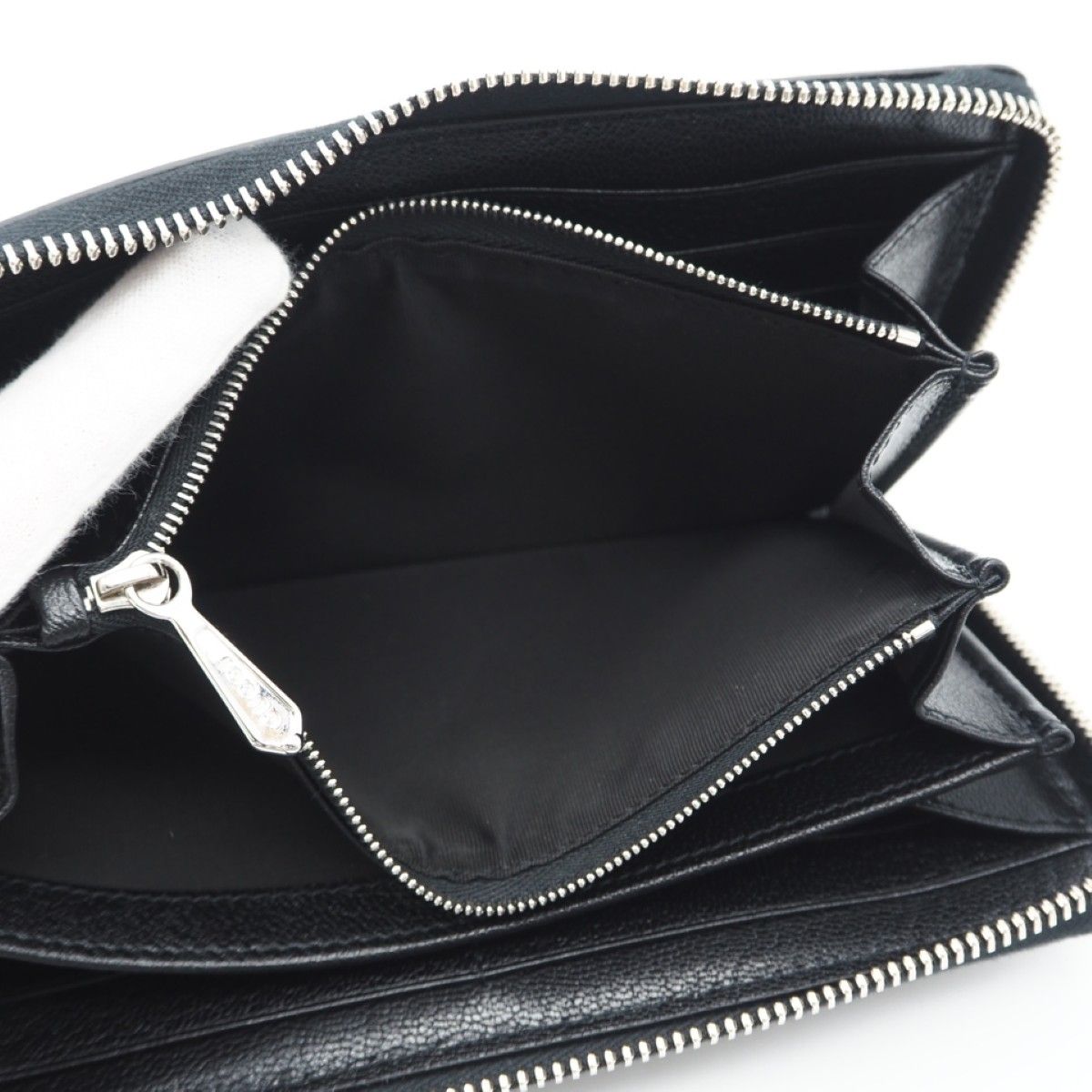 ☆3日以内返品可☆ 未使用 GUCCI グッチ リラ ジップアラウンド