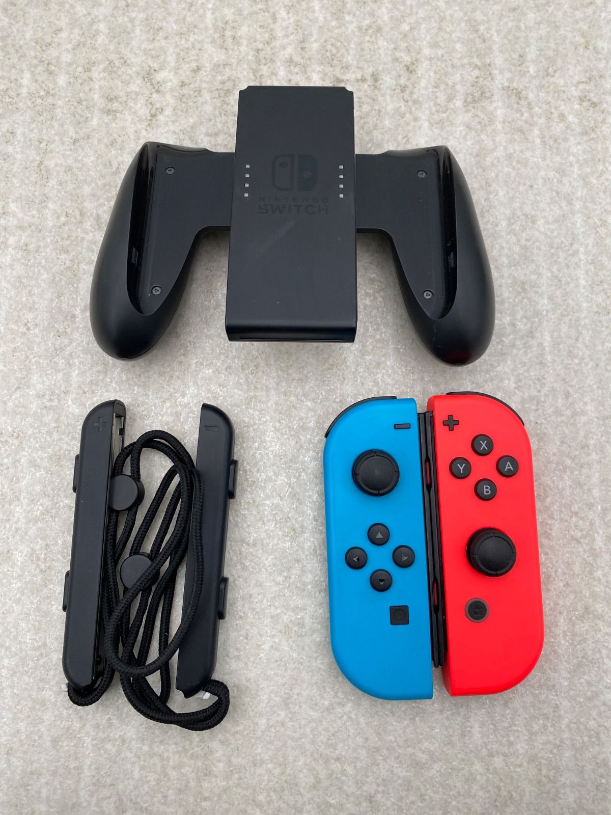 ◇Nintendo Switch Joy－Con（L） ネオンブルー／（R） ネオンレッド