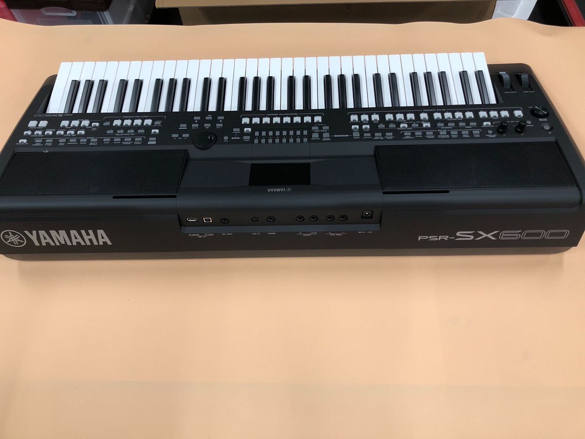 新品・未使用品】YAMAHA PSR-SX600 61鍵盤 ポータブル ヤマハ