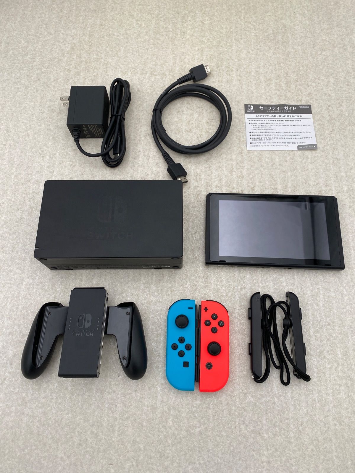 ◇Nintendo Switch Joy－Con（L） ネオンブルー／（R） ネオンレッド