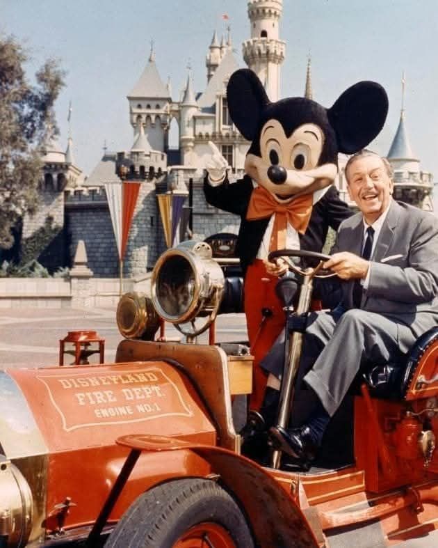 ファンコポップ ディズニーランド70周年 ミッキーマウス＆ウォルト
