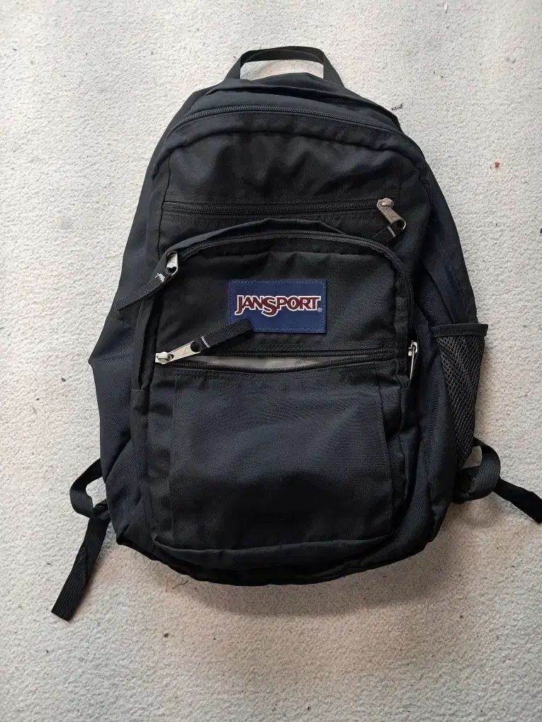 最安値，お買い得 JANSPORT ジャンスポーツ ブラック バックパック バッグ