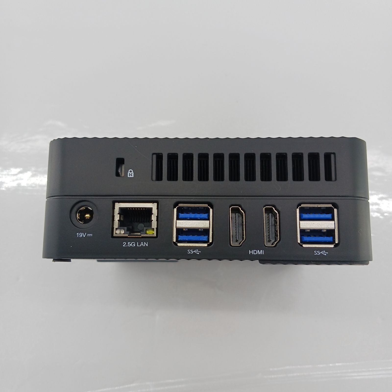 h*i様 【美品】UM690 ryzen9 メモリ16GB SSD512GB 展示品】MINISFORUM UM690 Ryzen9 SSD512GB - メルカリ