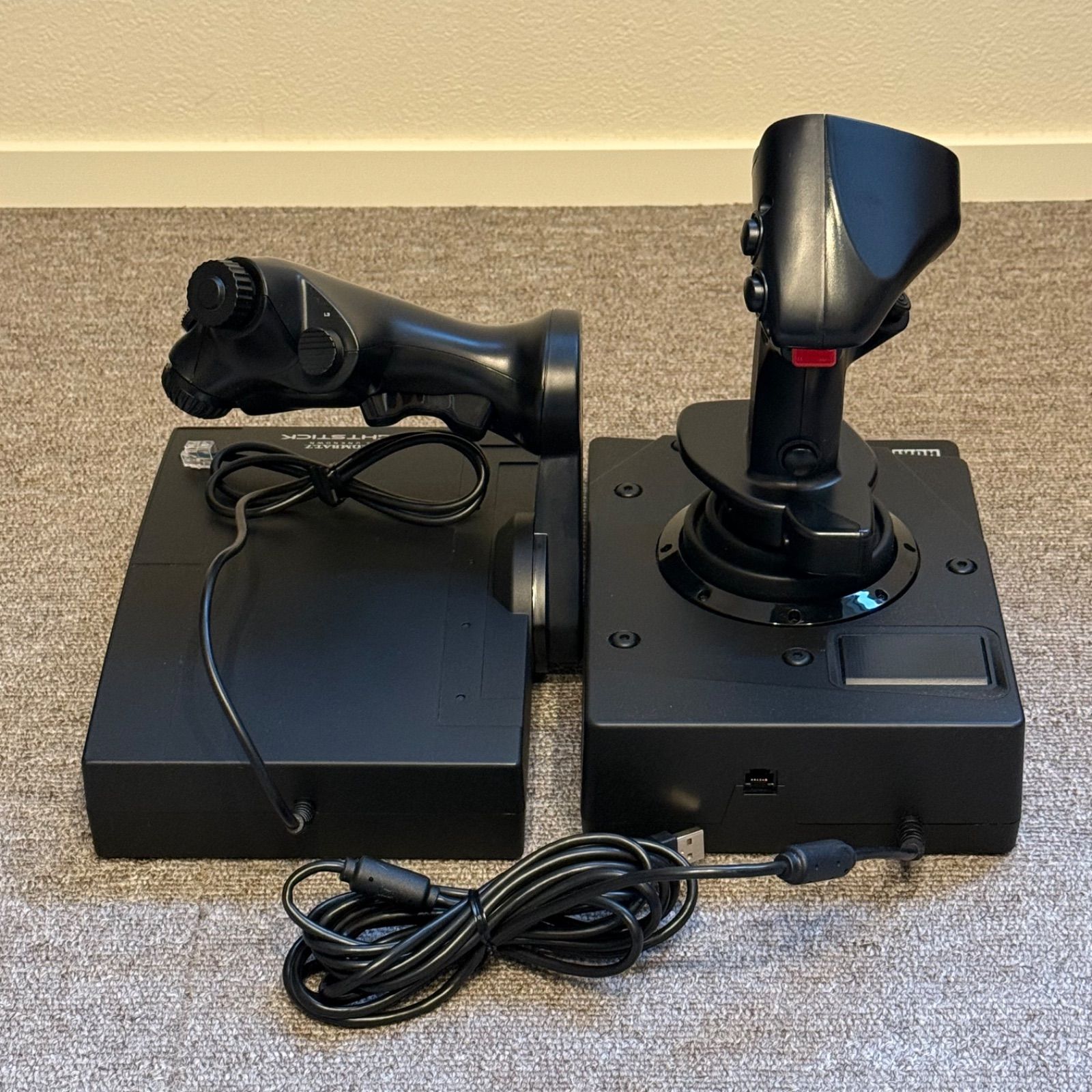 3-135【美品】エースコンバット7 フライトスティック for PS4 箱付き 