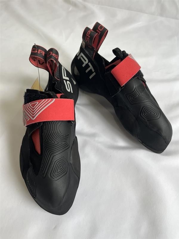 即納 ・ 訳あり 】 【 500円引き 】スポルティバ セオリー 即納 ・ 訳あり 】 【 500円引き 】スポルティバ セオリー