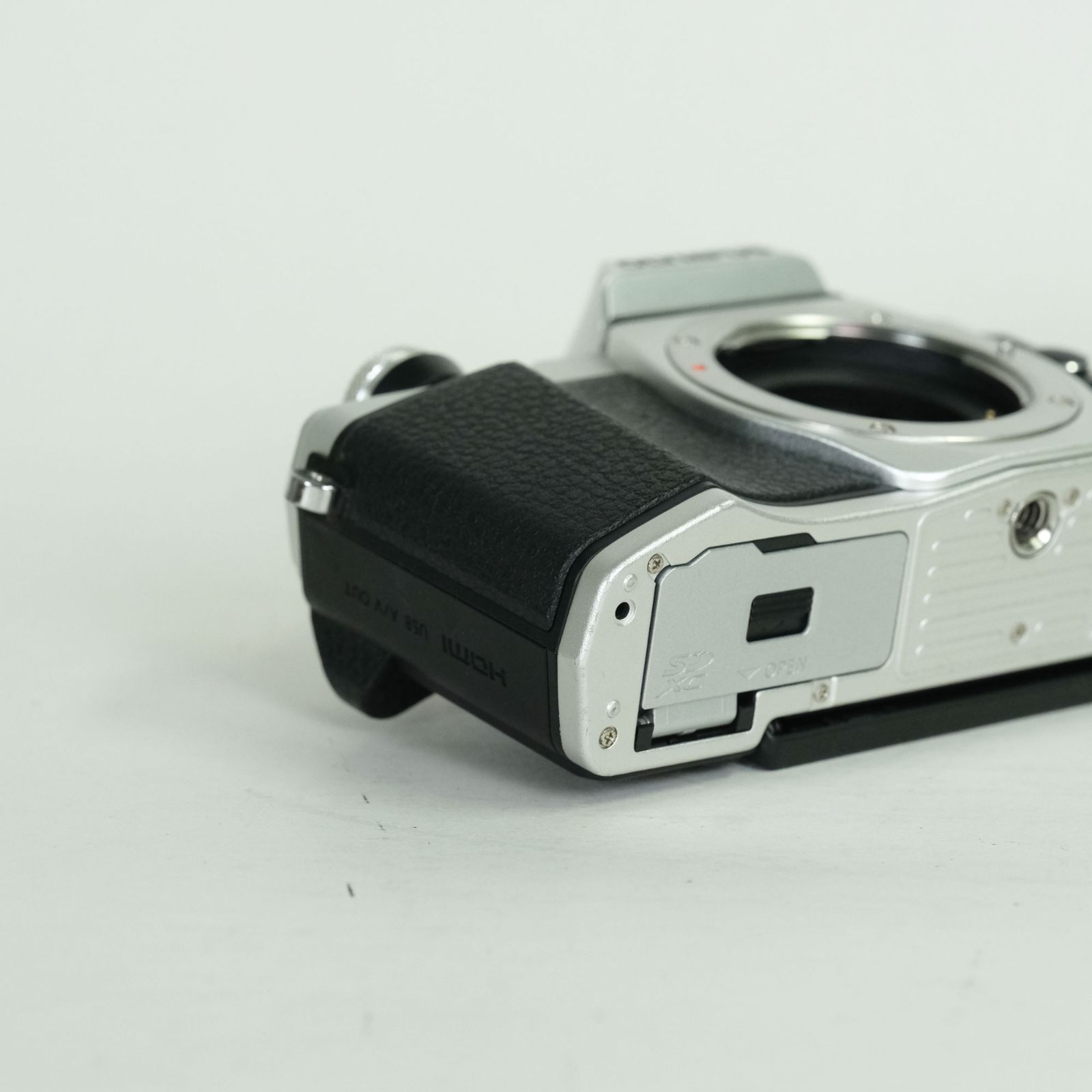 良品 | シャッター数5,400回] OLYMPUS OM-D E-M10 Mark II [ボディ 