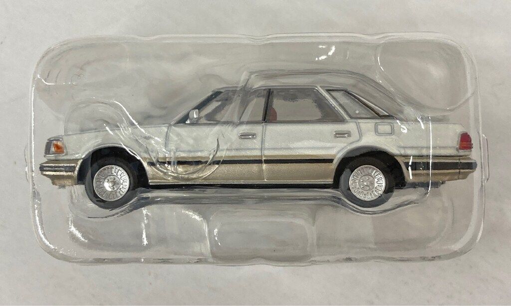 トミーテック TOMICA LIMITED VINTAGE NEO トヨタ クラウン ハード