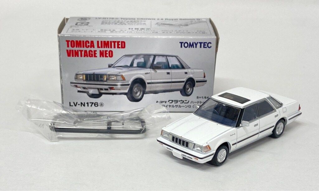 トミーテック TOMICA LIMITED VINTAGE NEO トヨタ クラウン ハード