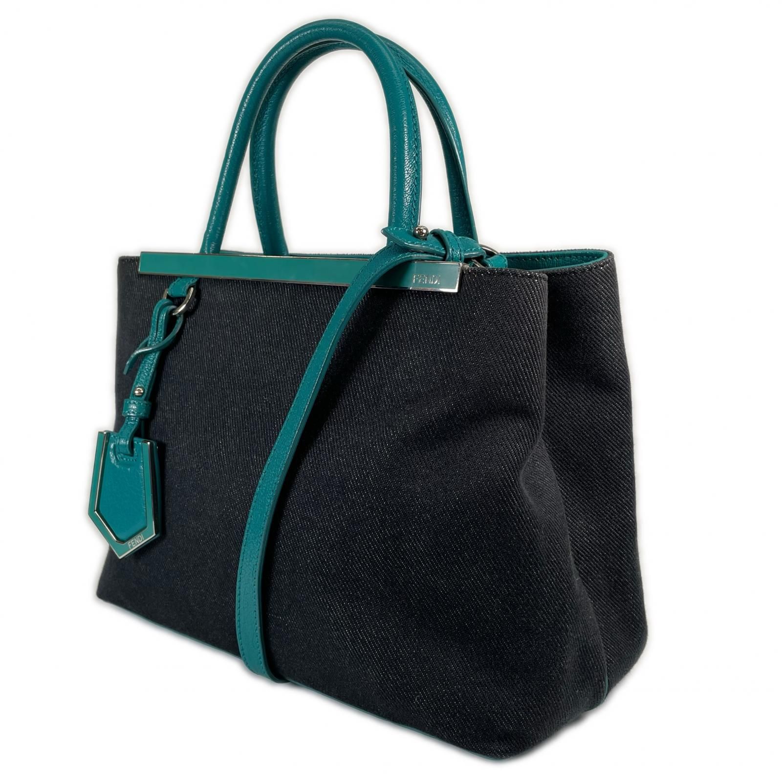 美品 FENDI フェンディ プチトゥージュール 8BH253-V9W 149-2575 美品 FENDI フェンディ プチトゥージュール 8BH253-V9W 149-2575