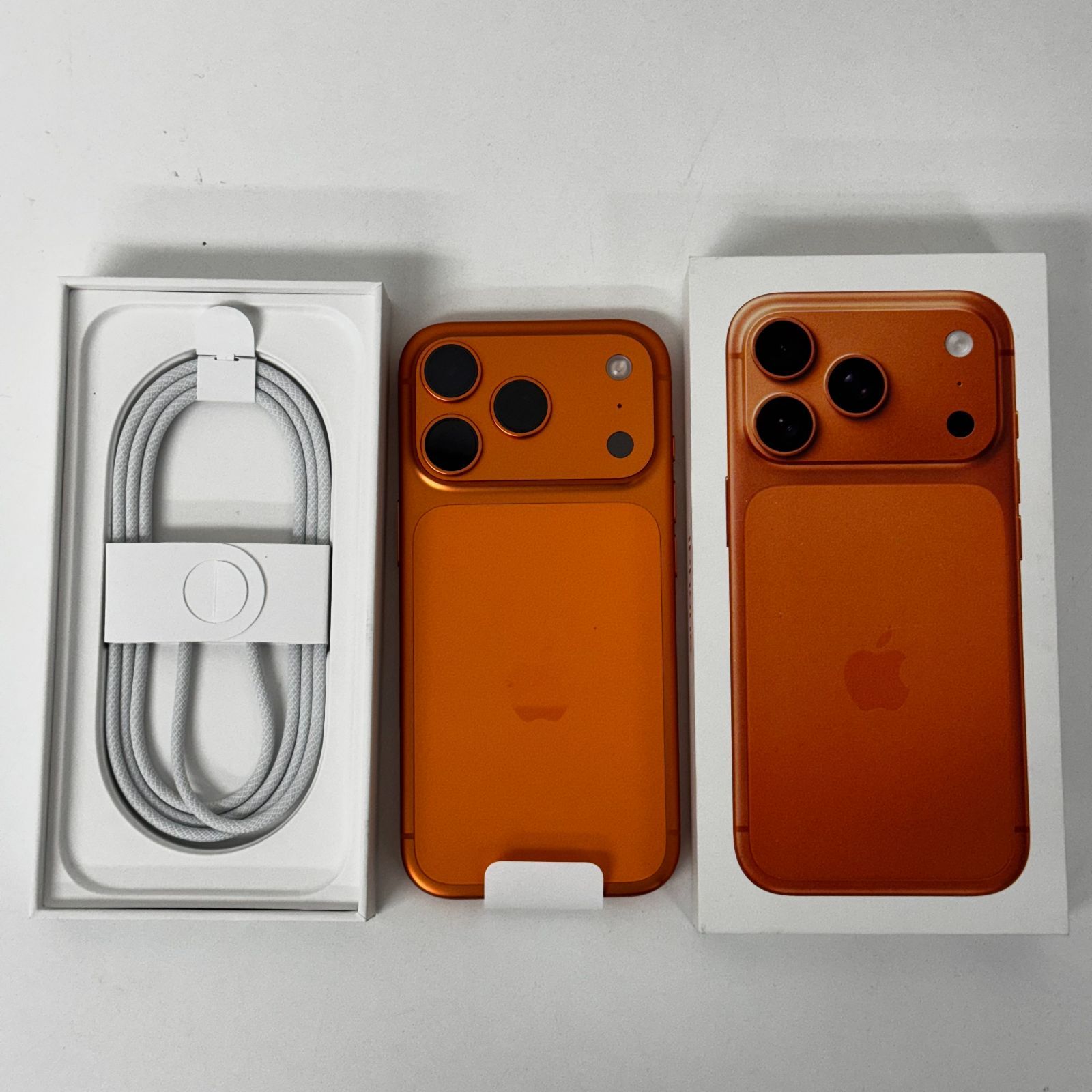 iPhone 17 Pro 1TB オレンジ 開封済未使用 Apple - メルカリ