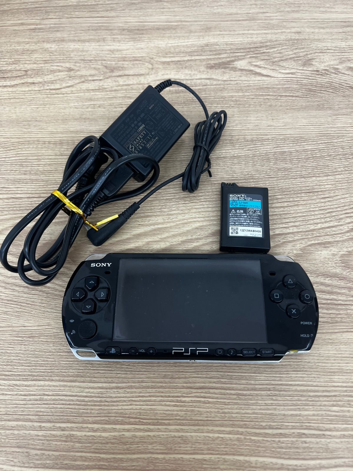 ☆2 【通電動作未確認】 PlayStation Portable3000 PSP-3000 