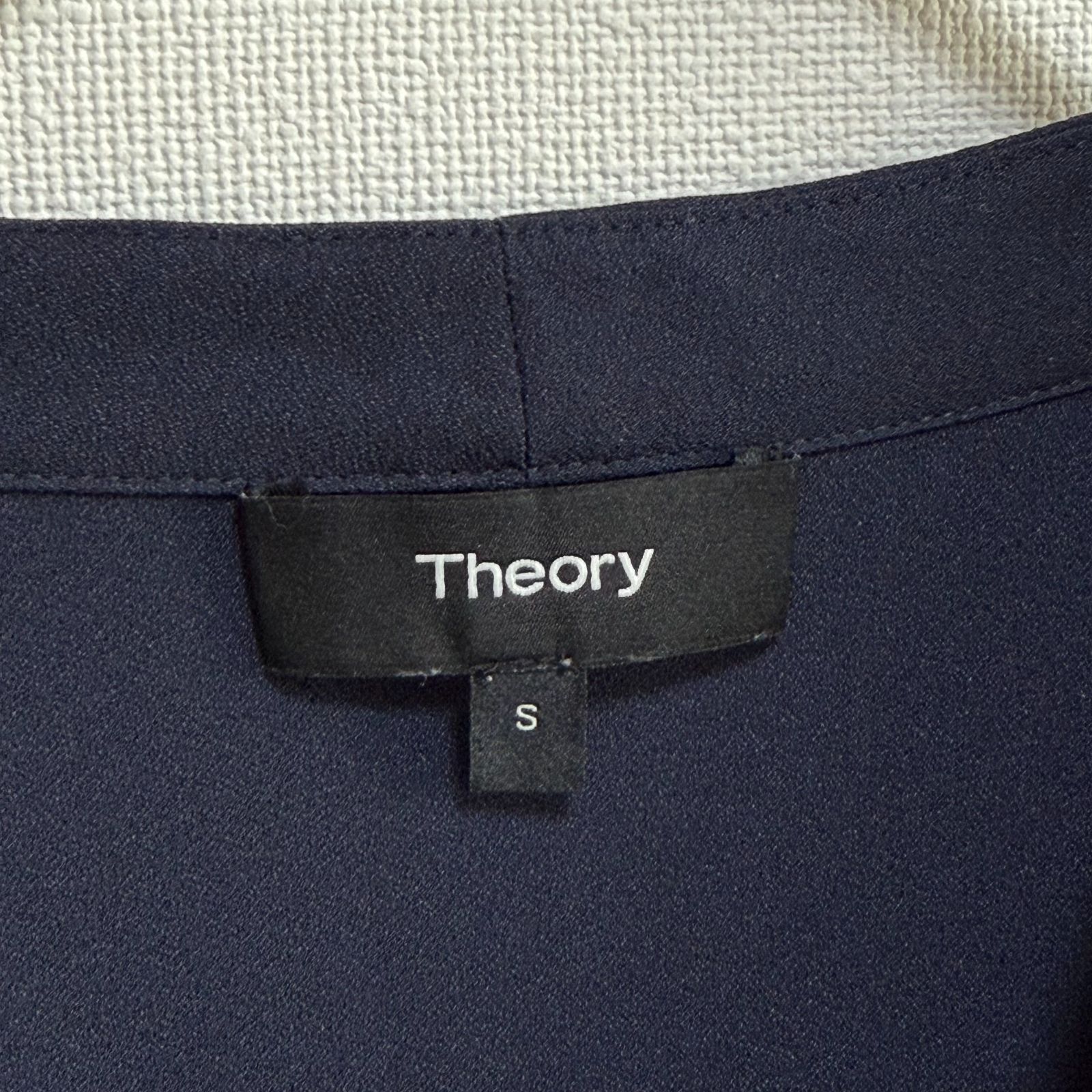 Theory セオリー ボウタイ カシュクール ブラウス Vネック トップス 
