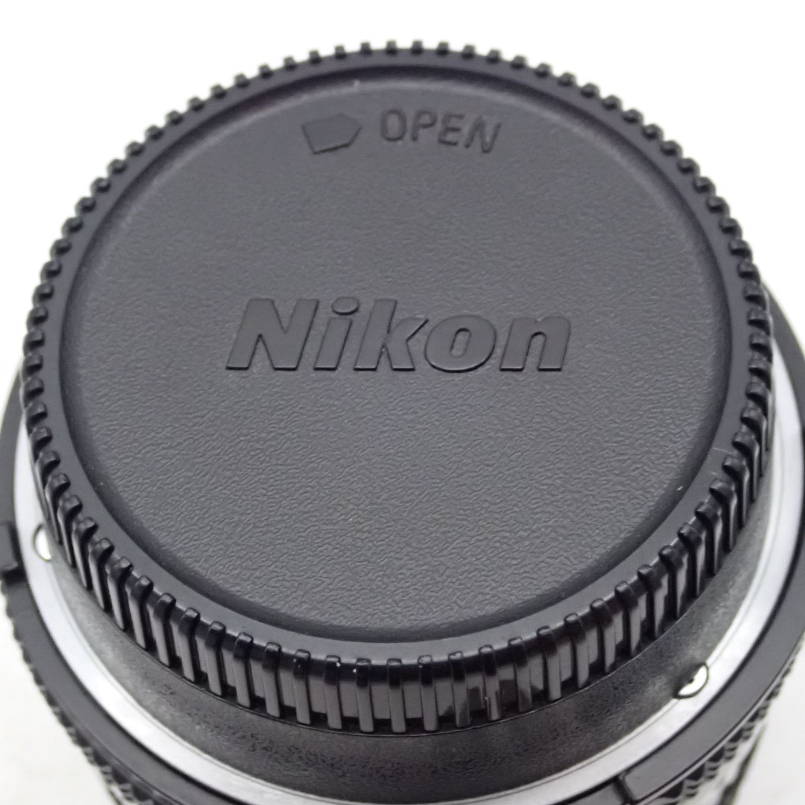 美品 Nikon Ai-s Ais Nikkor 85mm f2 ポートレート 単焦点 マニュアル 