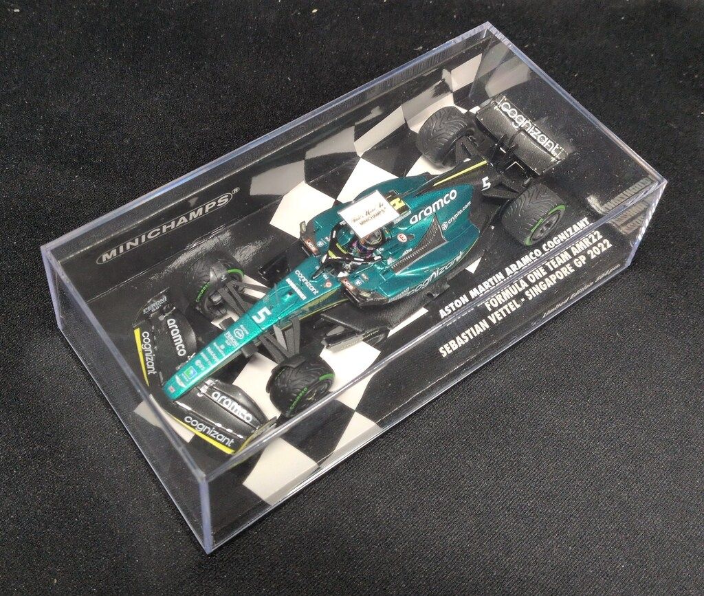 MINICHAMPS 1/43 アストンマーティンアラムココグニザント