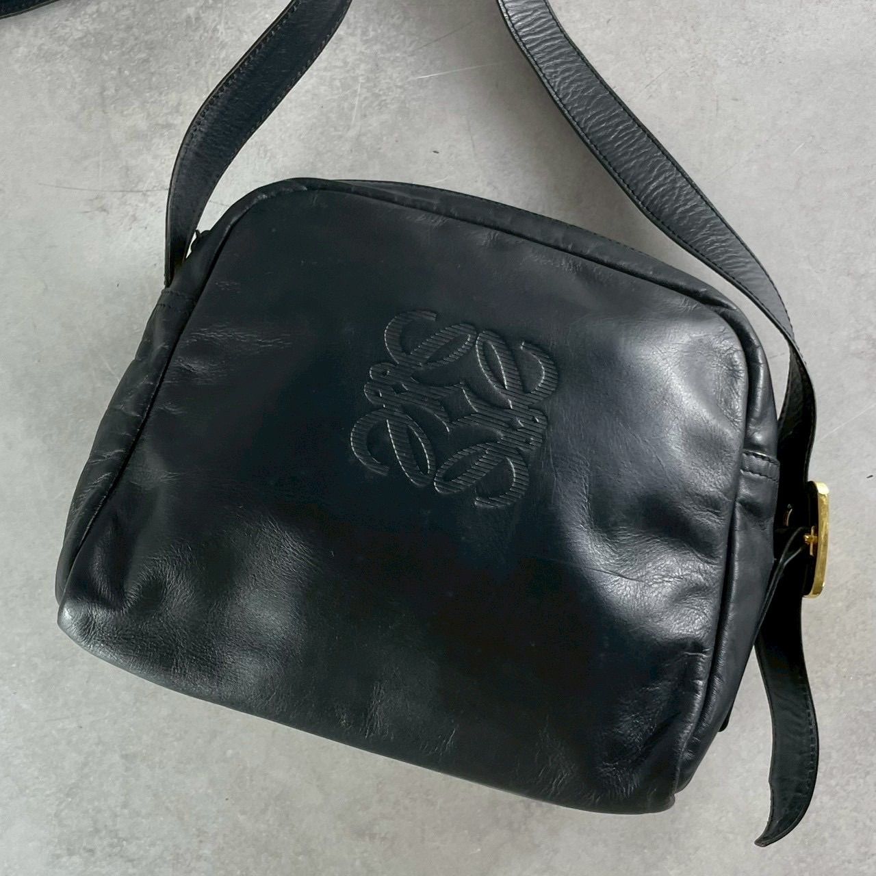 美品 loewe ロエベ アナグラム ショルダーバッグ 肩掛け 斜めがけ 