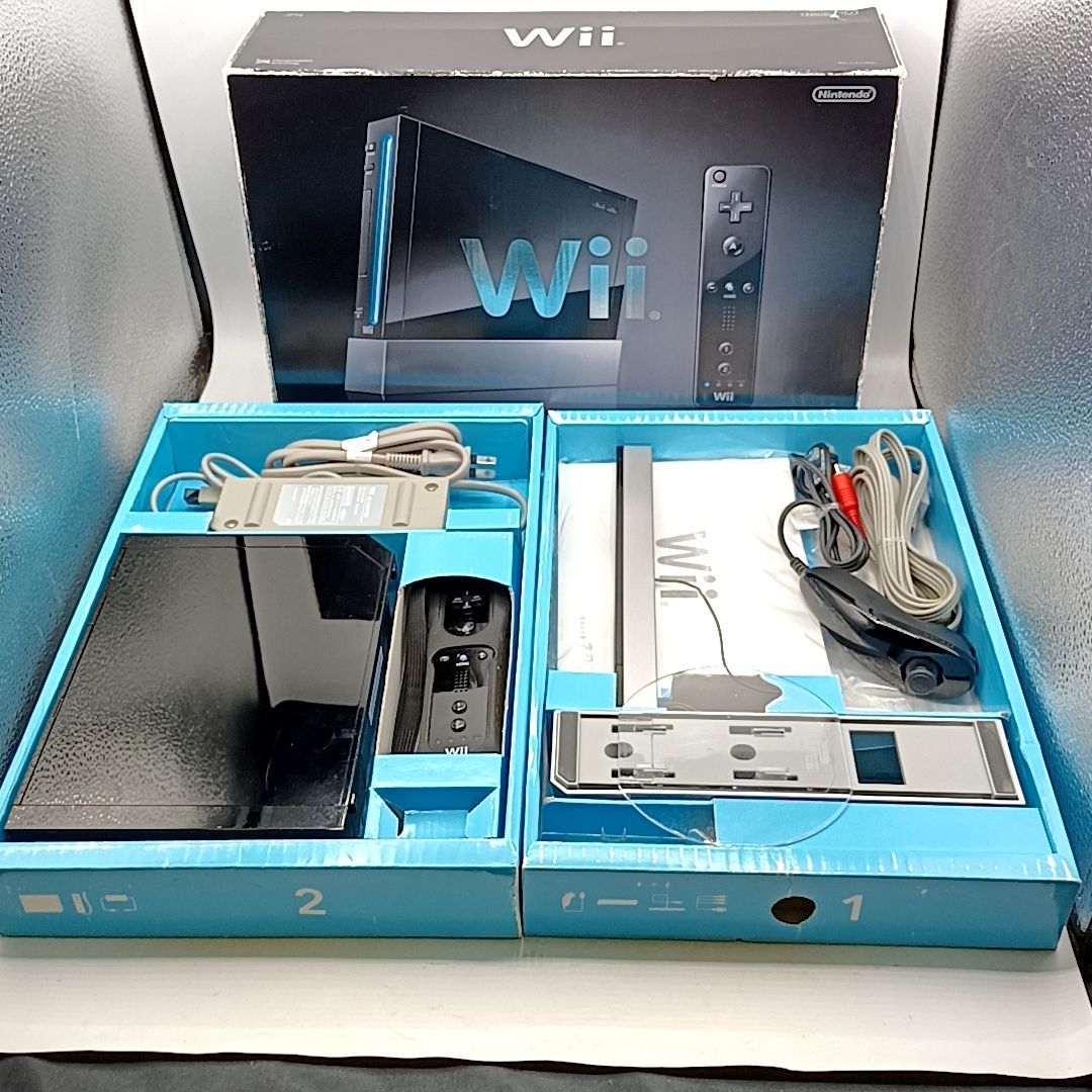 中古動作品】任天堂 Wii 外箱・説明書付き 本体一式セットkuro クロ