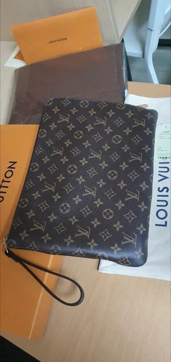 Buy from Japan Easily