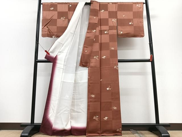 平和屋着物●上質な小紋　舞花文　黒地　金彩　正絹　逸品　AABH7175cs 平和屋着物○上質な小紋 舞花文 黒地 金彩 正絹 逸品 AABH7175cs