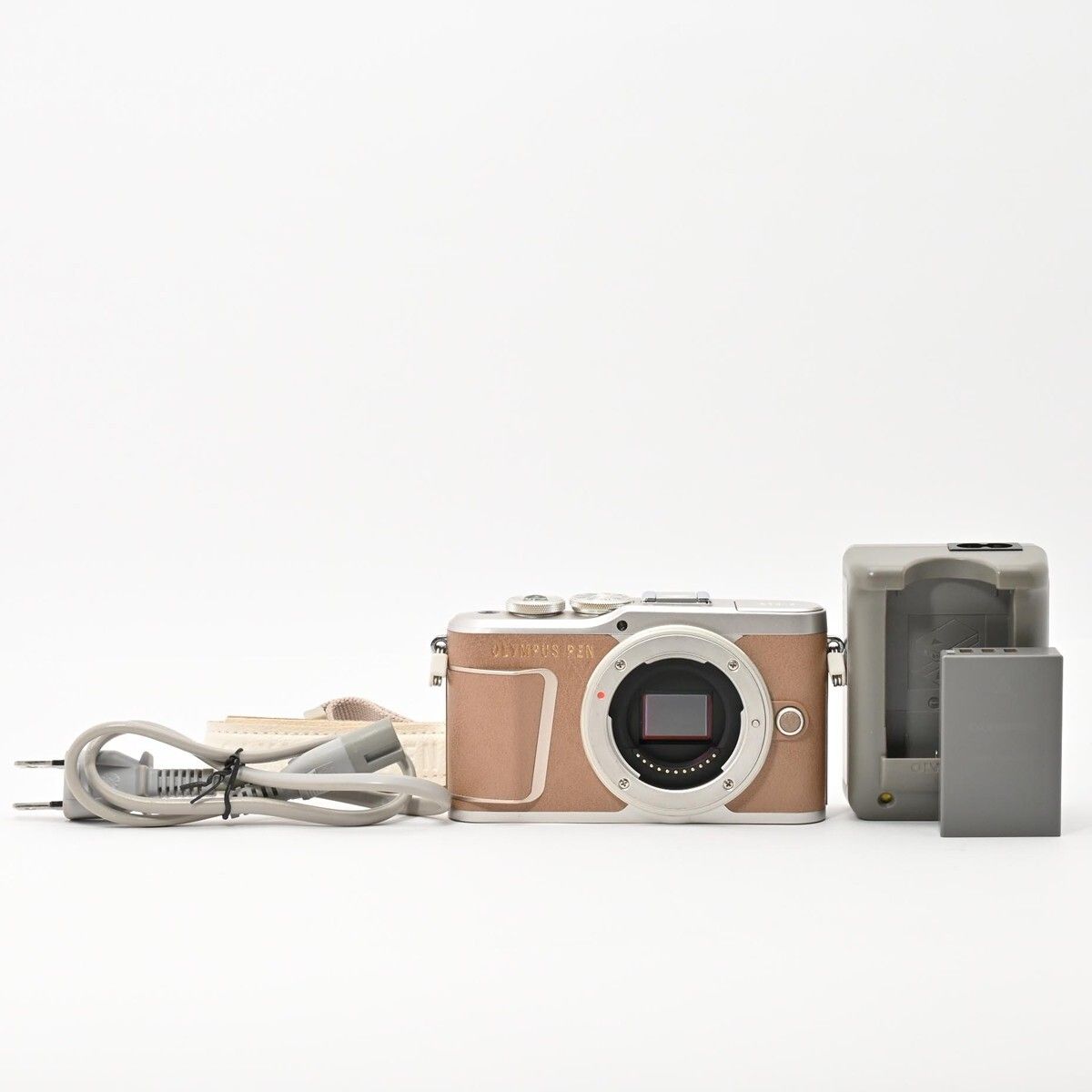 1210<良品> OLYMPUS ミラーレス一眼 PEN E PL9 ボディー 1210<良品> OLYMPUS ミラーレス一眼 PEN E PL9 ボディー