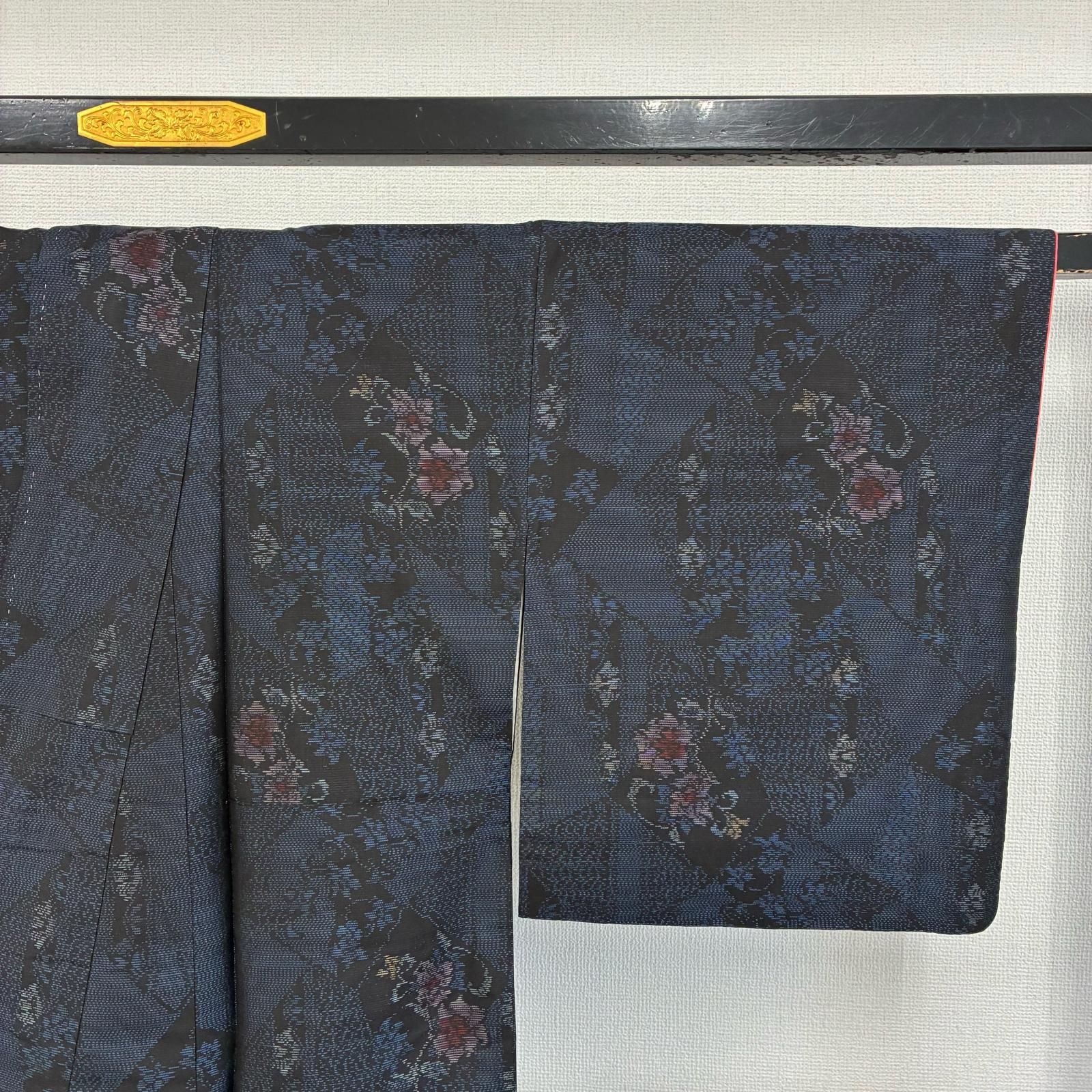 本場大島紬 正絹 裄68.5 泥藍染め カタス式 粋な絣 袷 着物 MK 【