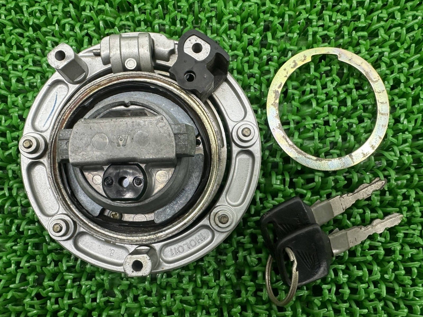 CB400SF タンクキャップ ホンダ 純正 中古 バイク 部品 NC31 メイン