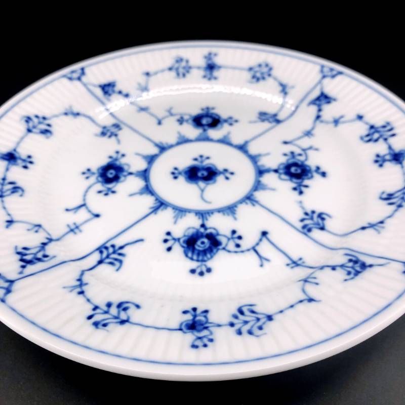 美品】Royal Copenhagen ロイヤルコペンハーゲン／ブルーフルーテッド