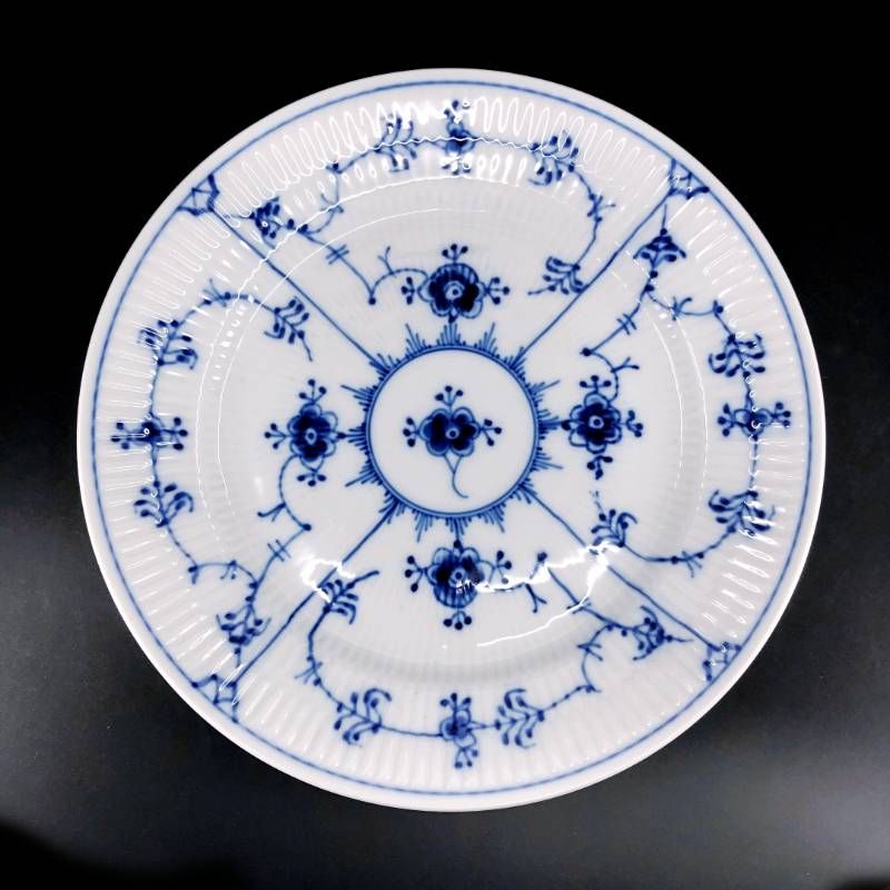 美品】Royal Copenhagen ロイヤルコペンハーゲン／ブルーフルーテッド