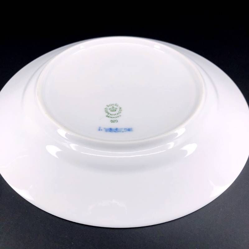 美品】Royal Copenhagen ロイヤルコペンハーゲン／ブルーフルーテッド
