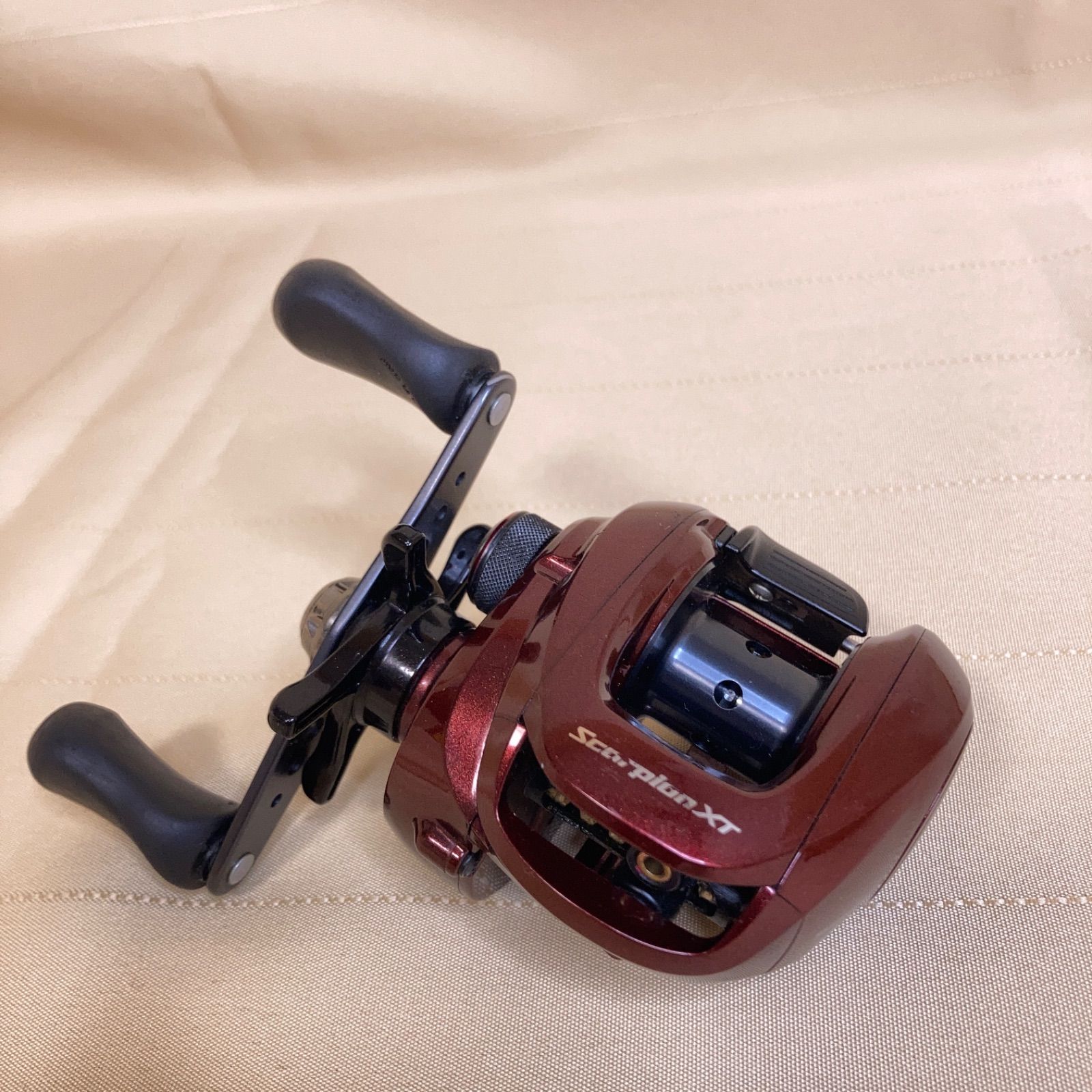 シマノ Scorpion スコーピオン1000 右ハンドル 4×4 SVS 美品 （送料