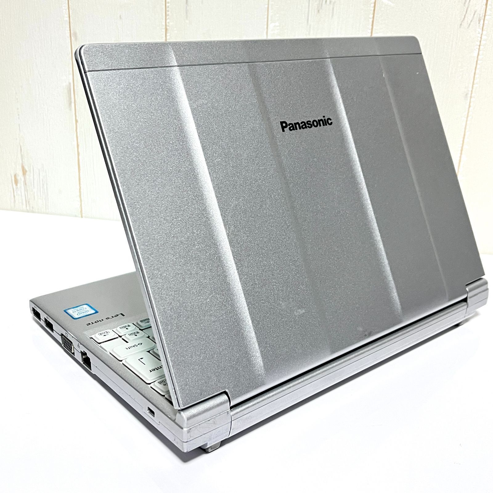 第8世代Corei7 Panasonic SV7 軽量12.1型 SSD256GB - メルカリ