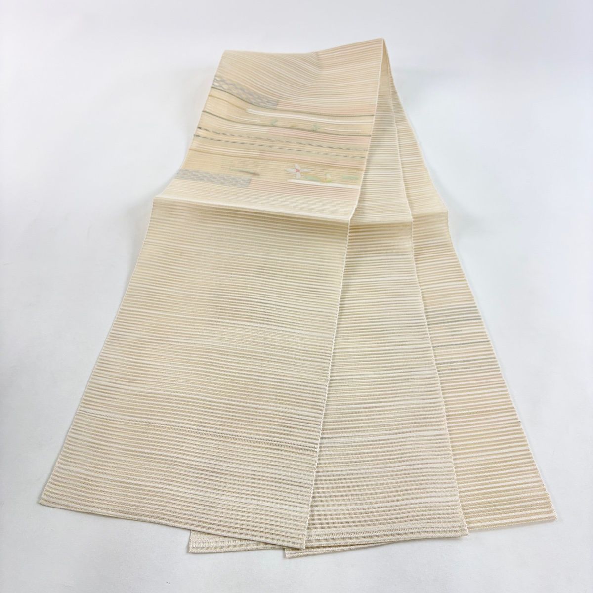 名古屋帯　綴れ織　松葉仕立て　唐花模様　白地　金糸　着物　031tz 名古屋帯 名品 八寸名古屋帯 松葉仕立て ふくろう 枝葉 金糸 綴れ織
