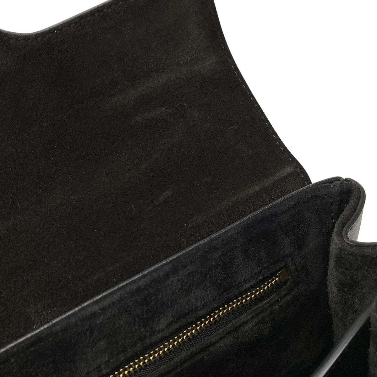 CELINE(セリーヌ) ショルダーバッグ ティーンソフト16(セーズ) 196853CR4.38NO 黒 ストラップ着脱可 セリーヌ ティーン ソフト16（セーズ） / スムースカーフスキン
